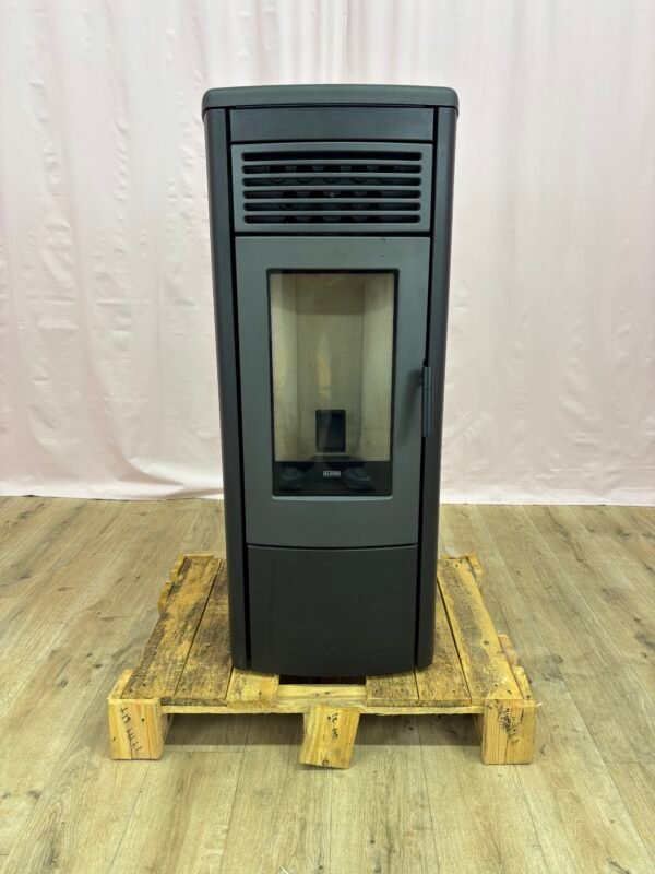KLOVER : Poêle à granulés Aura 100 – 9,7 kW