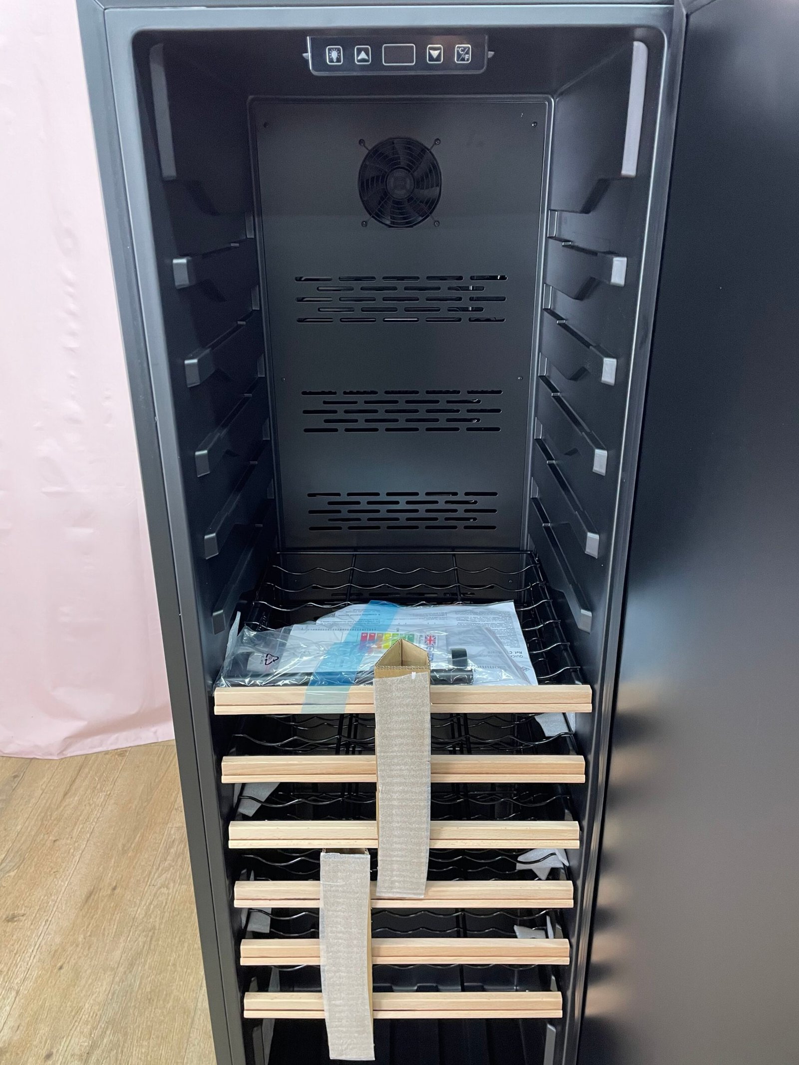 LA SOMMELIÈRE | Cave de vieillissement CTPNE147E (147 bouteilles) – Image 3