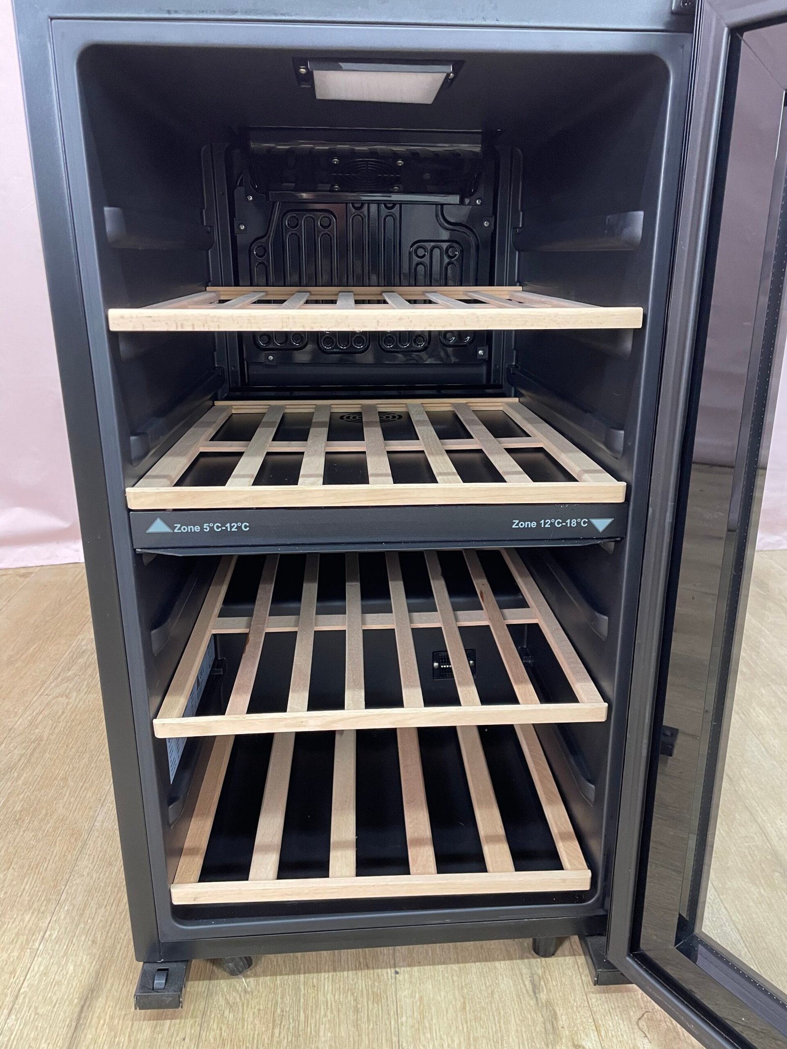 LA SOMMELIERE | Cave à vin de service LS51.2ZBLACK (50 bouteilles) – Image 8