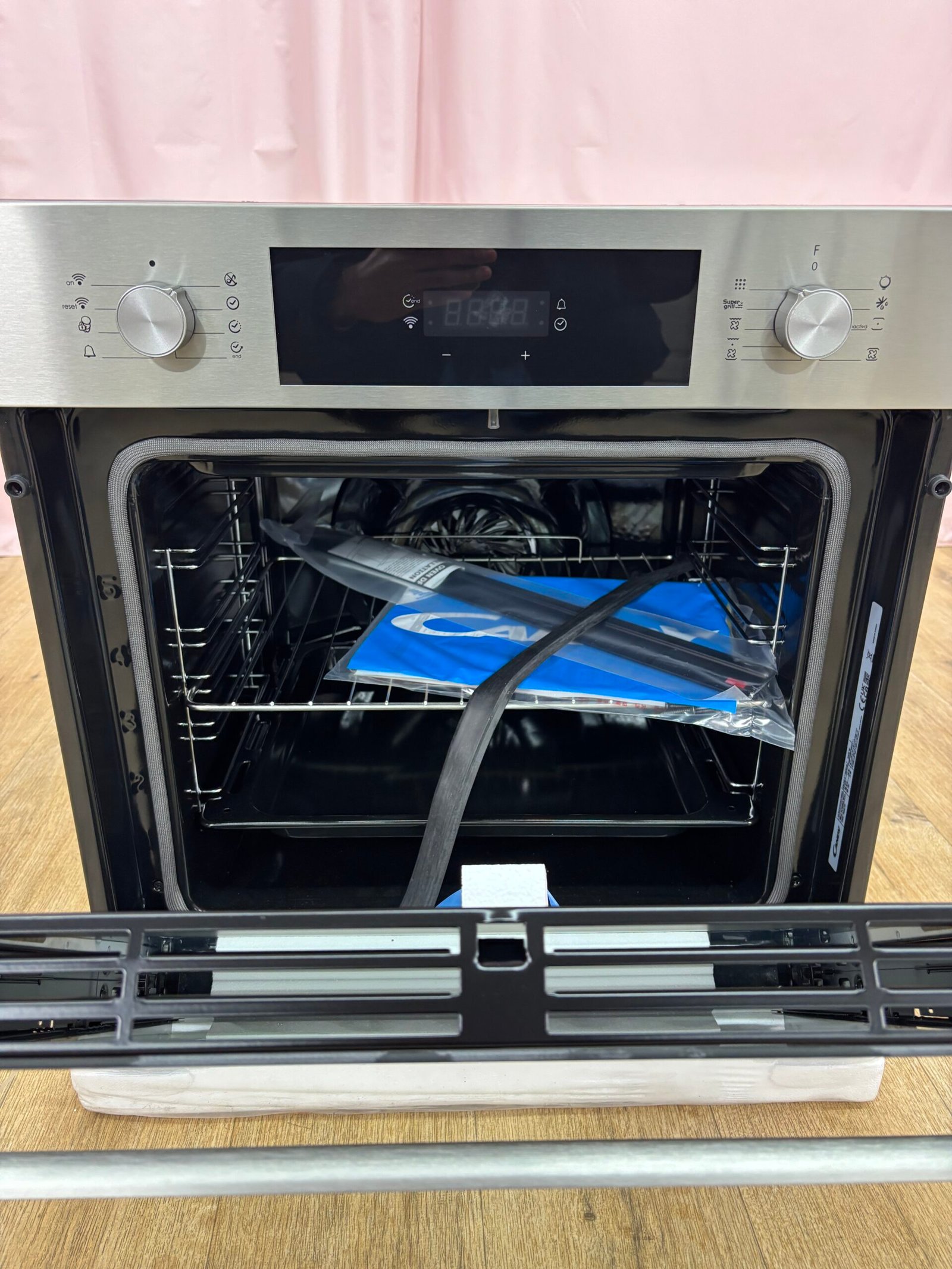 CANDY | FCT686X WIFI – Four encastrable chaleur tournante 70 L – Image 9