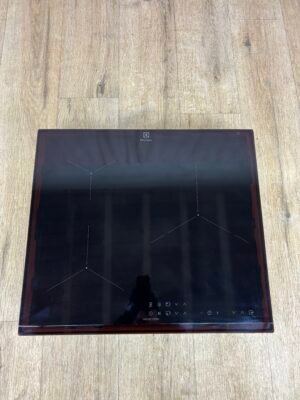 Electrolux | EIV63343 Table de cuisson induction 3 foyers (2)