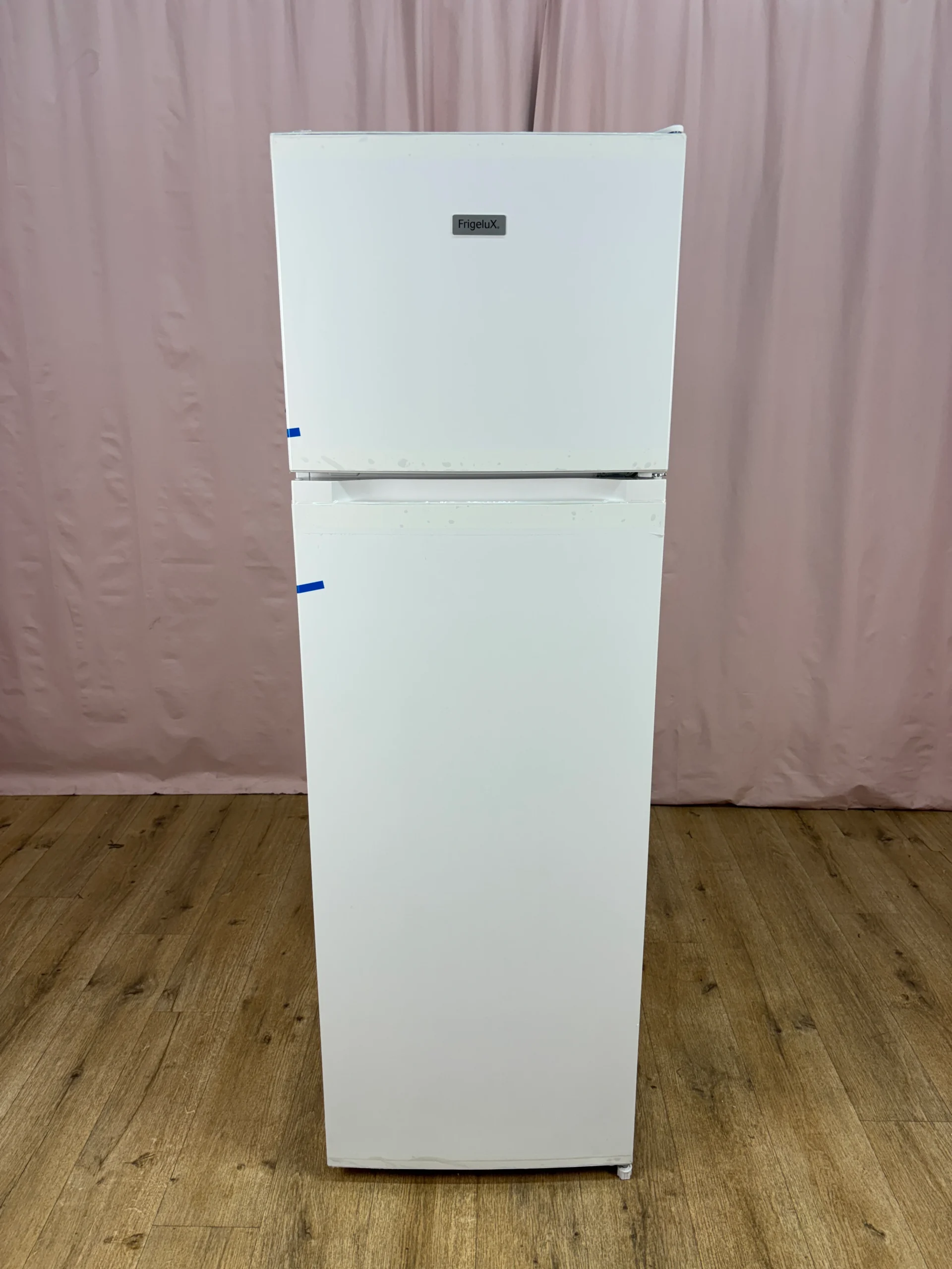 FRIGELUX | Réfrigérateur combiné 261 L RDP261BE