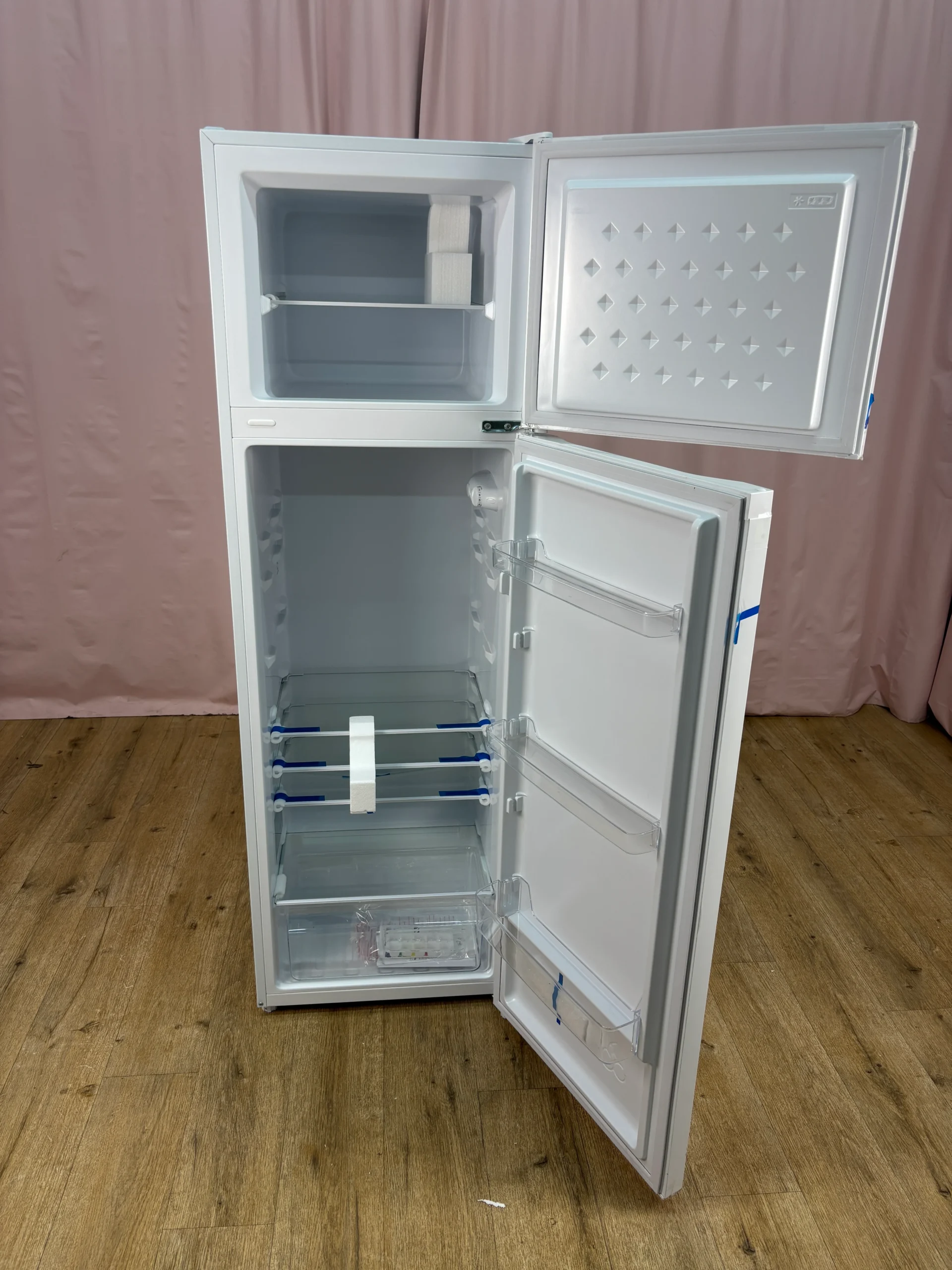 FRIGELUX | Réfrigérateur combiné 261 L RDP261BE – Image 2