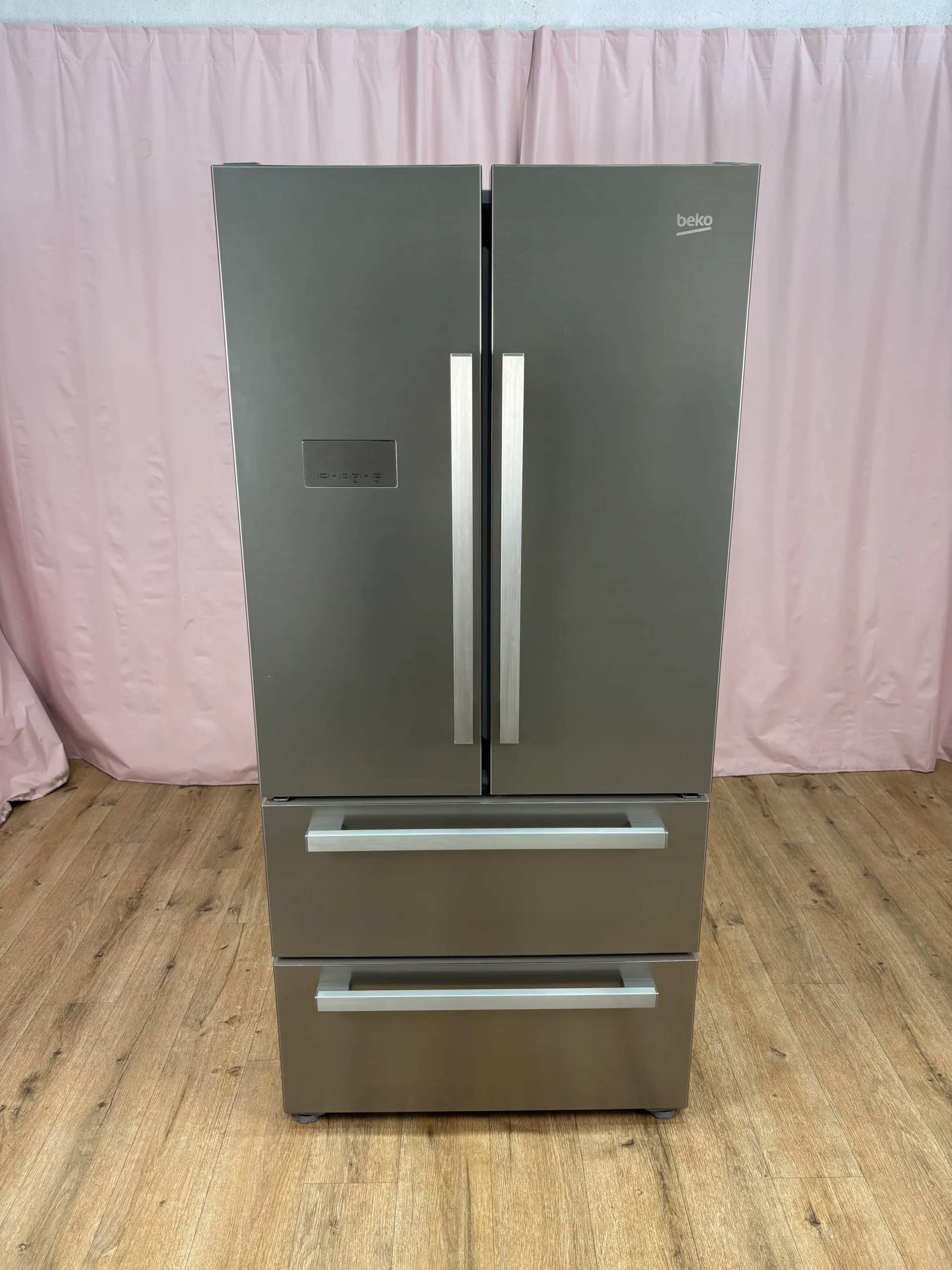 BEKO | Réfrigérateur américain (539 L) GNE6039XP