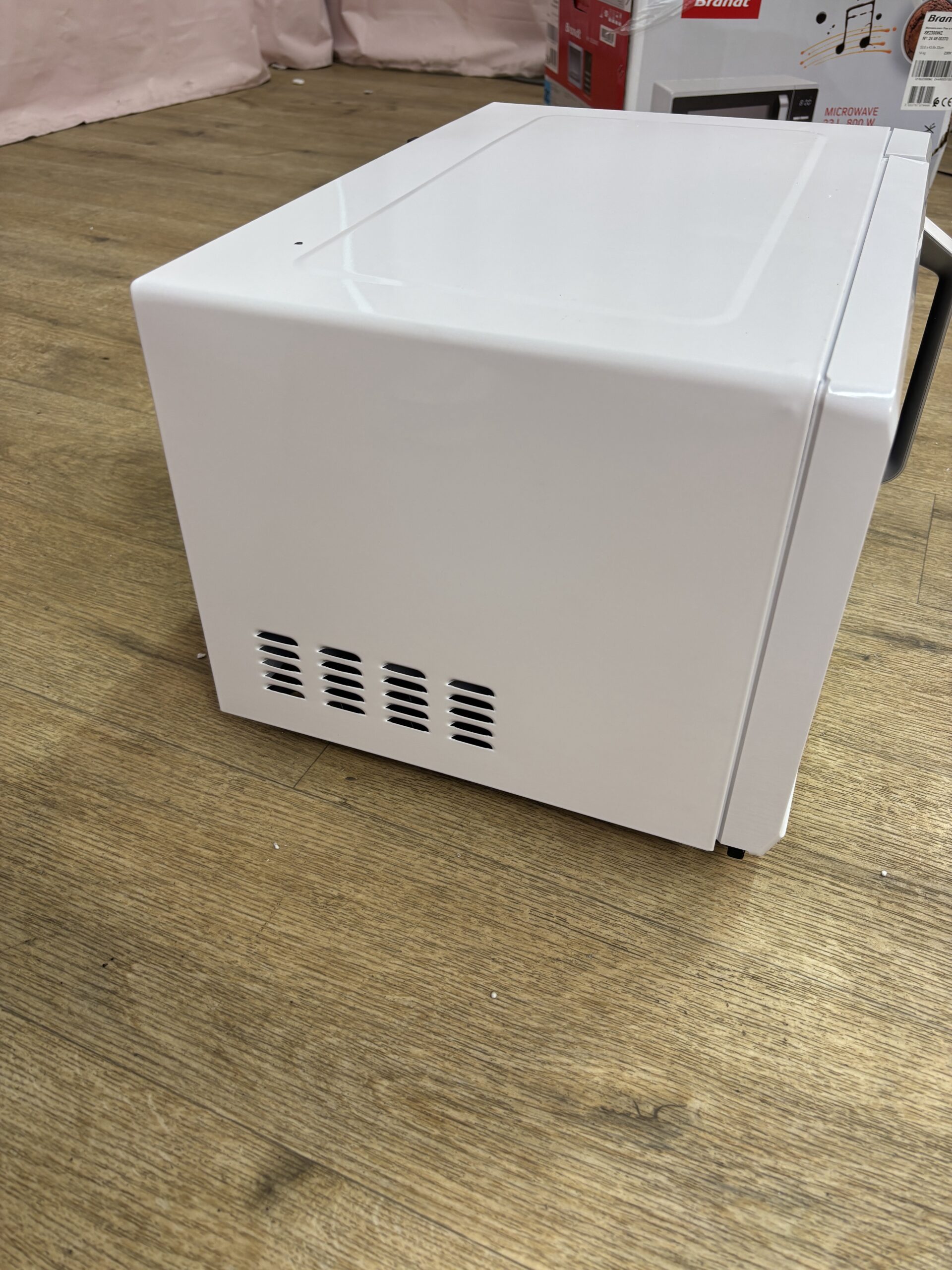 BRANDT | Micro-ondes 23 L SE2300WZ – Image 3