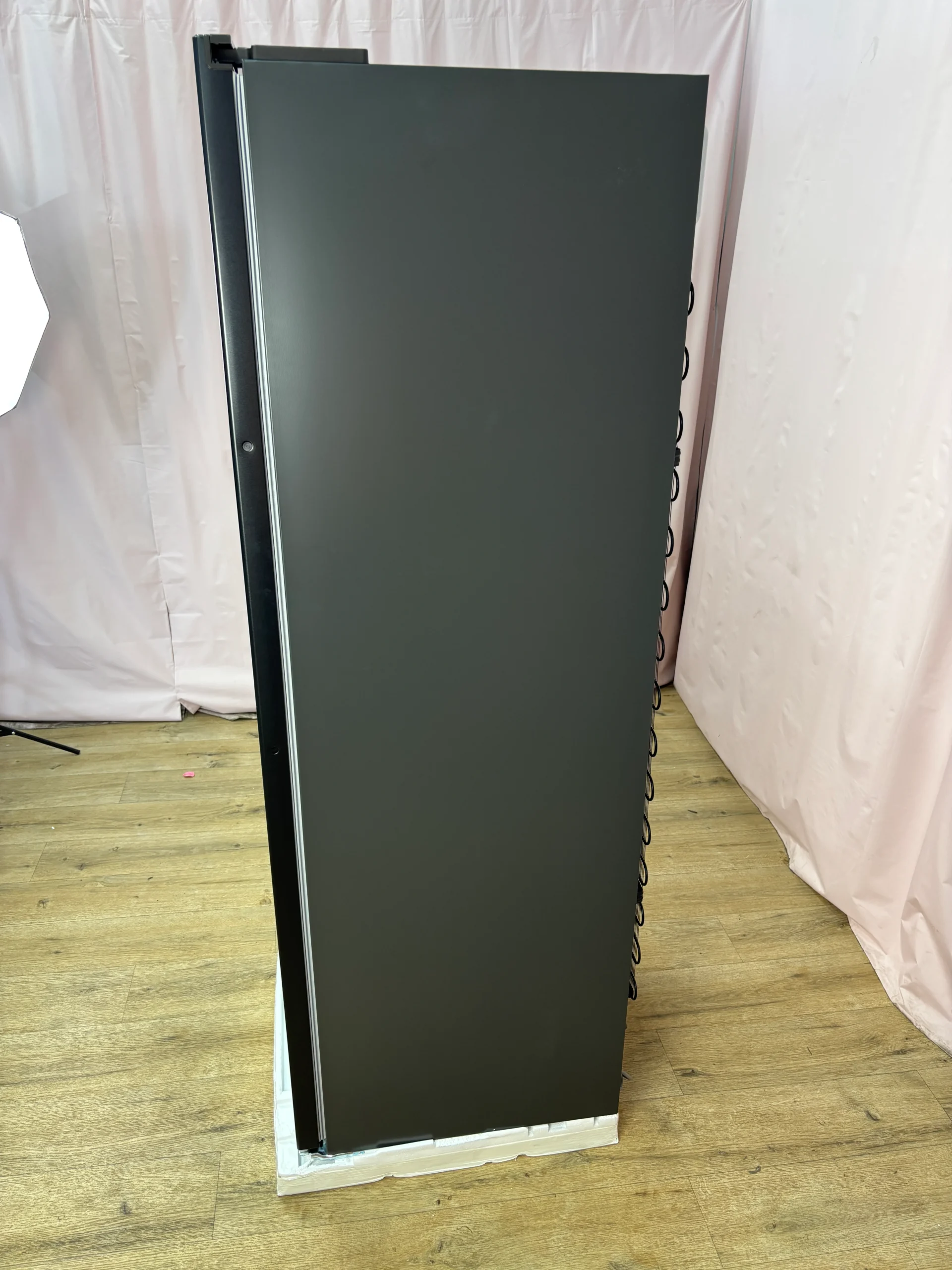 BRANDT | Réfrigérateur 1 porte 359 L BFL8620NA – Image 4