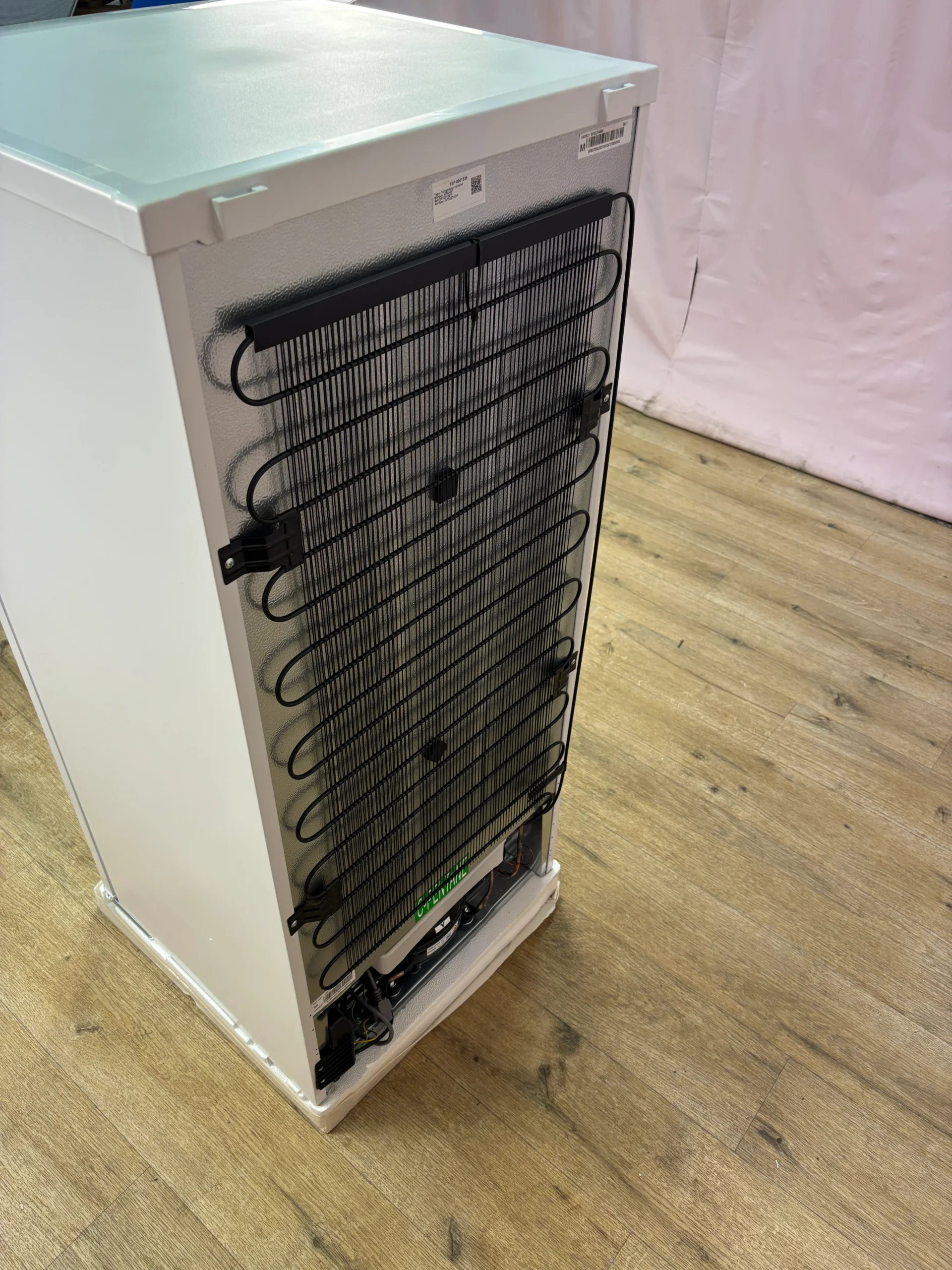 BRANDT | Réfrigérateur 1 porte 242 L BFS2254EW – Image 4