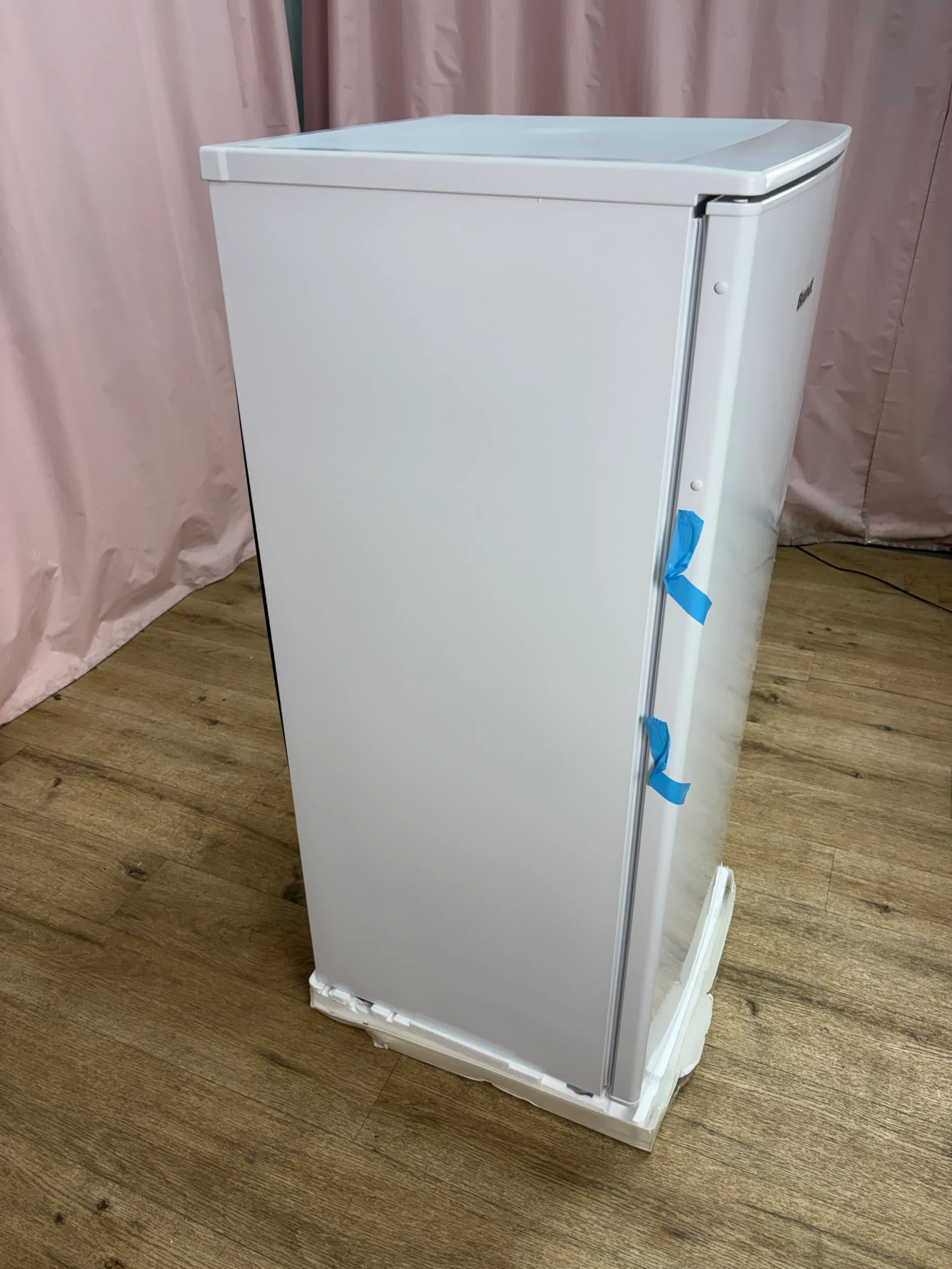 BRANDT | Réfrigérateur 1 porte 242 L BFS2254EW – Image 5