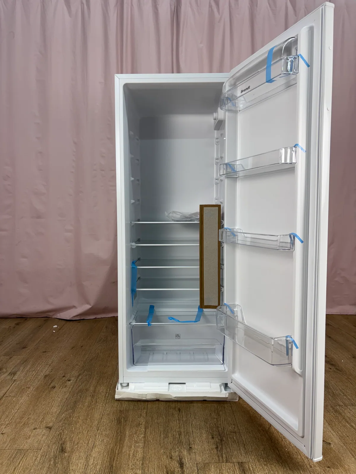 BRANDT | Réfrigérateur combiné 242 L BFL4250EW – Image 2