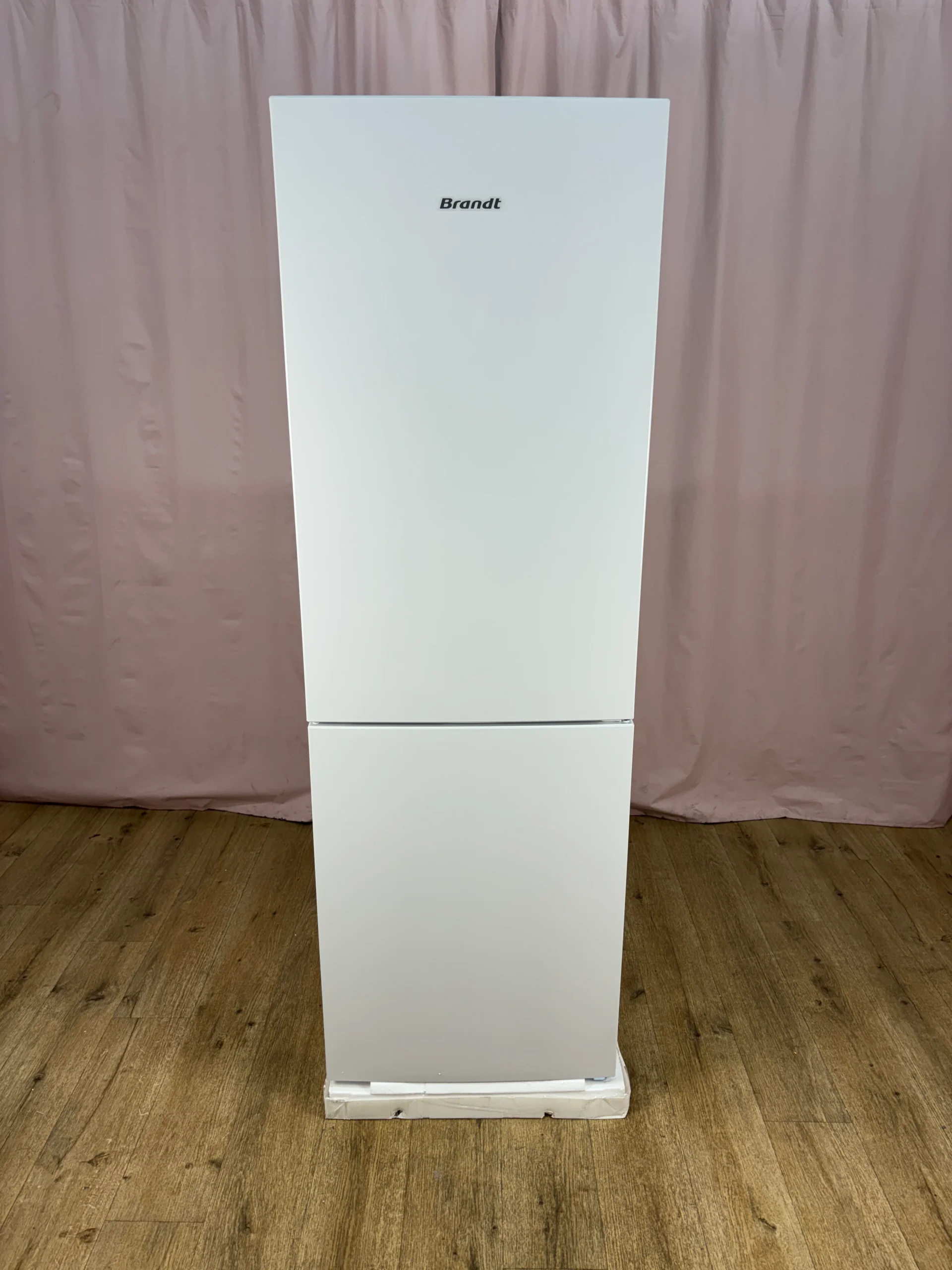 BRANDT | Réfrigérateur combiné 262 L BFC8562NW