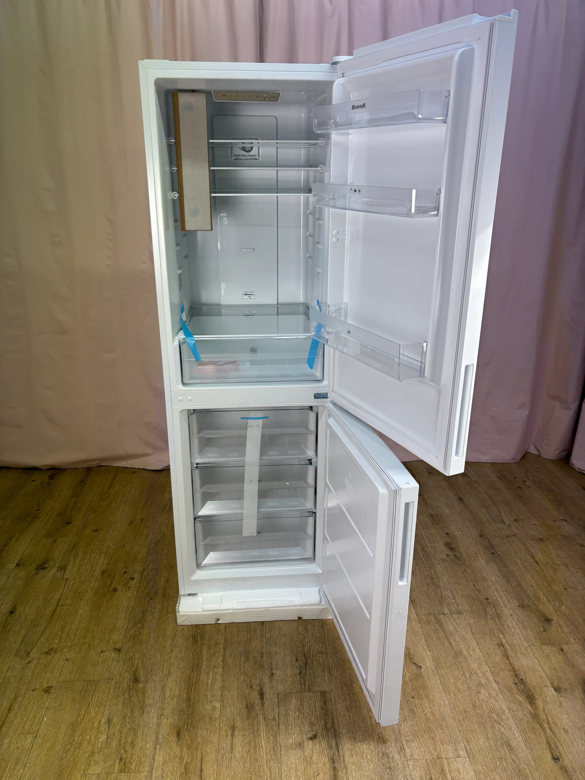 BRANDT | Réfrigérateur combiné 262 L BFC8562NW – Image 2