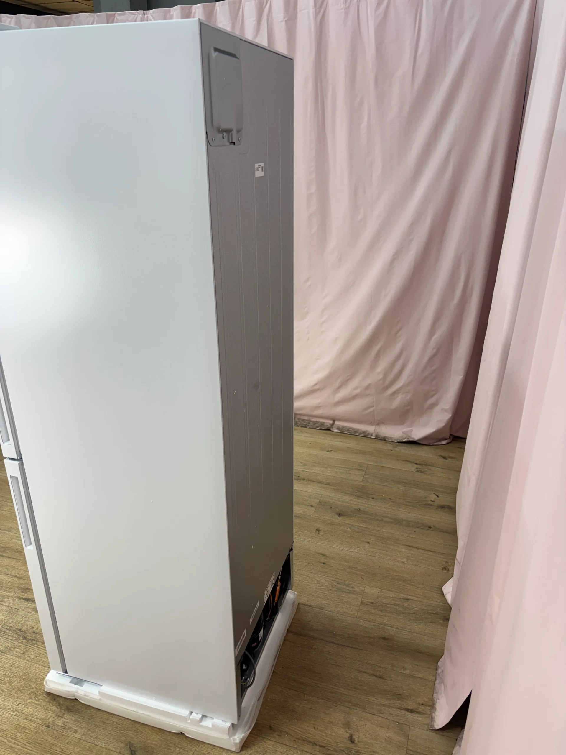 BRANDT | Réfrigérateur combiné 262 L BFC8562NW – Image 4