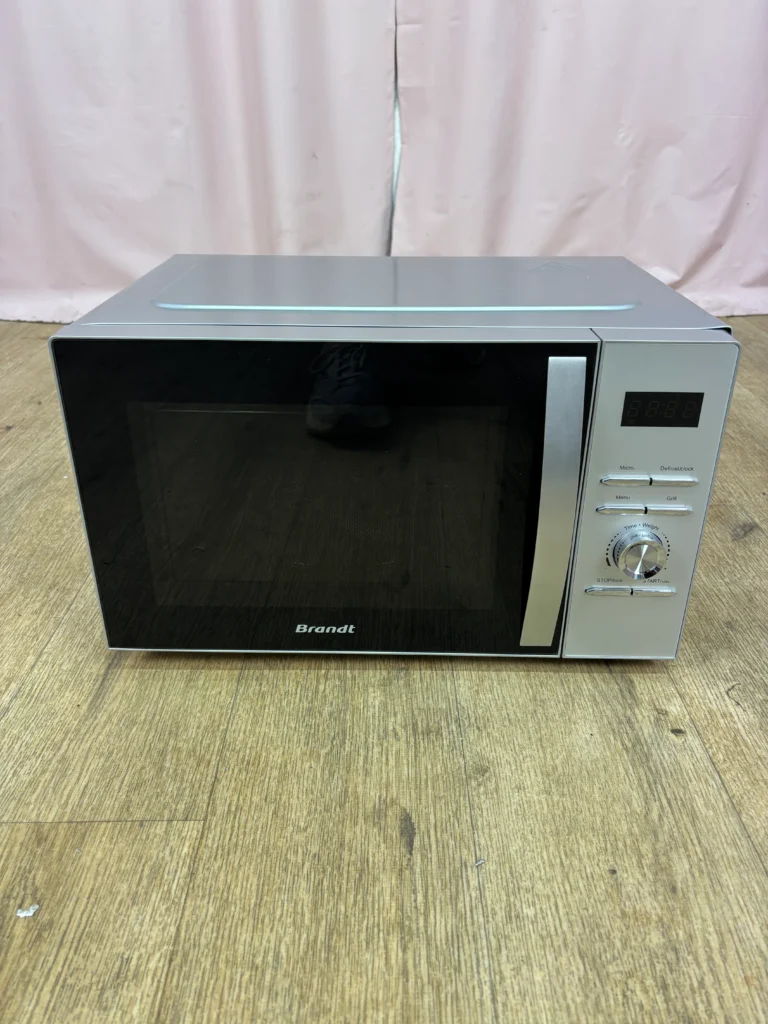 BRANDT | Micro-ondes 25 L GE2524BGM