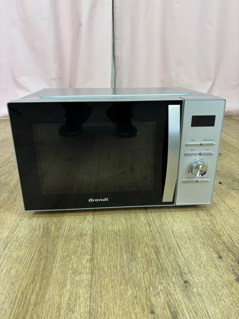 BRANDT | Micro-ondes 25 L GE2524BGM