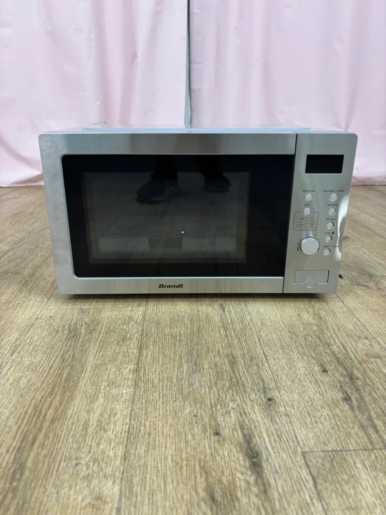 BRANDT | Micro-ondes 25 L SE2500X