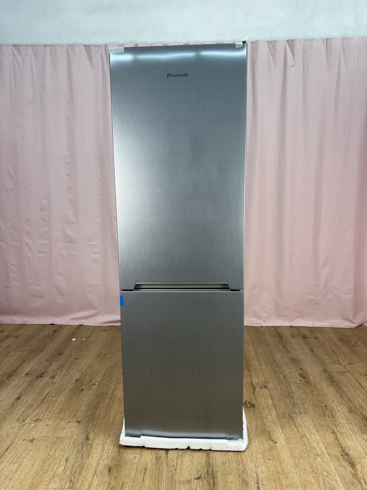 BRANDT | Réfrigérateur combiné 327 L BFC8566NX