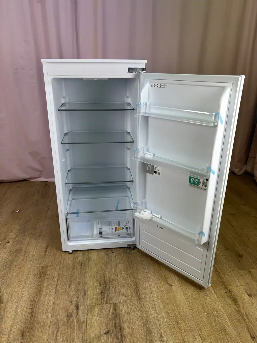 CANDY | Réfrigérateur encastrable 197 L CIL 220 EE/N – Image 2