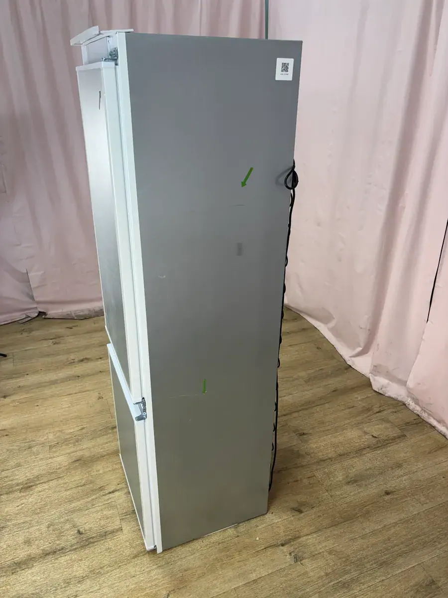 CANDY | Réfrigérateur encastrable 263 L CBL3518EVW – Image 3