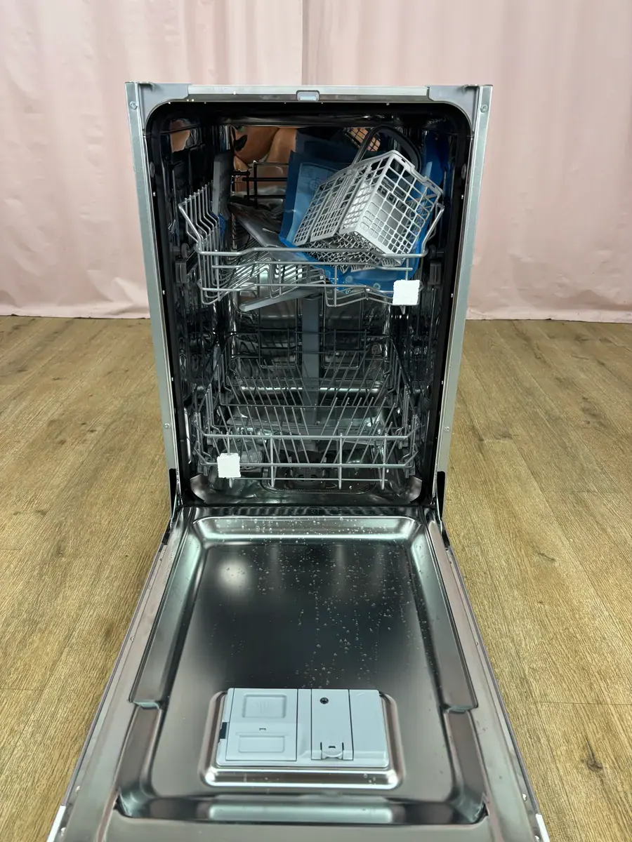 INDESIT | Lave-vaisselle encastrable / intégrable 10 couverts IN2IKE107 – Image 2