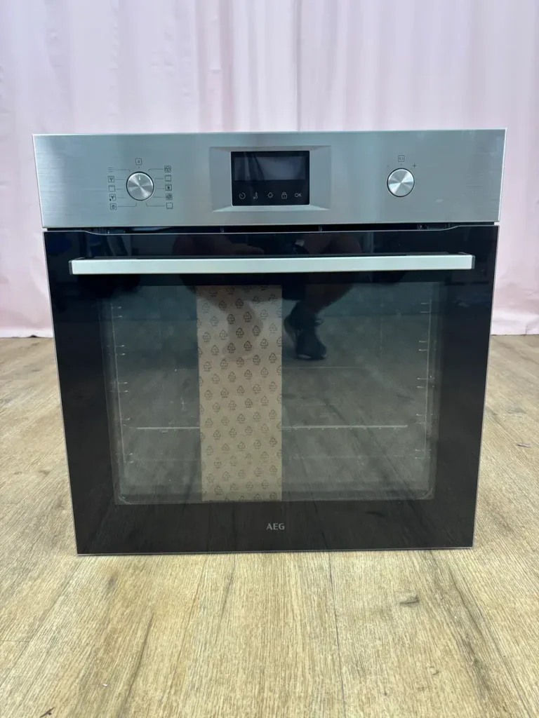 AEG | Four encastrable 72 L TU5PB40SM