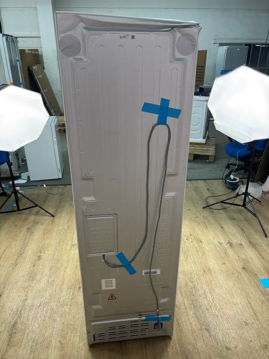 CANDY | Réfrigérateur combiné 279 L CNCQ2T518DW – Image 4