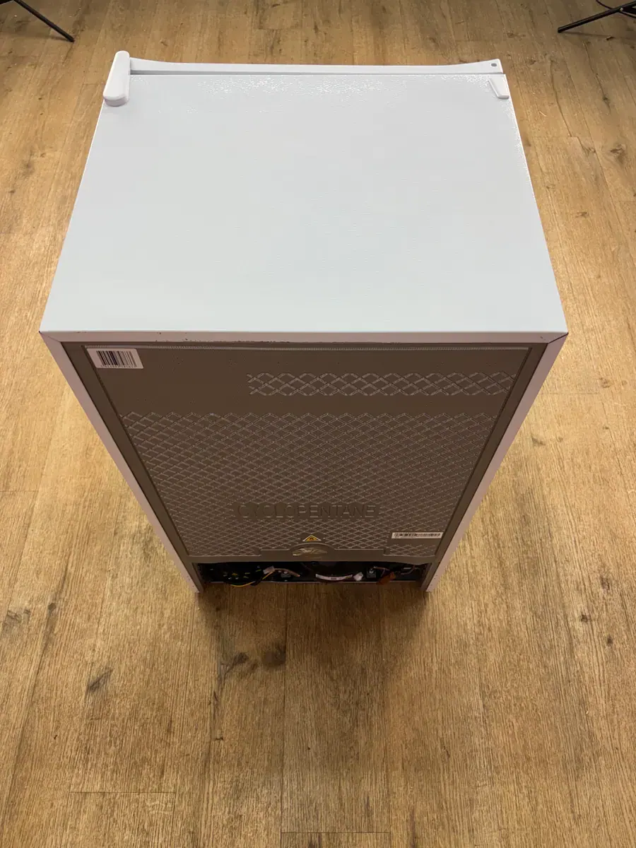 PROLINE | Réfrigérateur 1 porte 94 L TTR94WH – Image 5