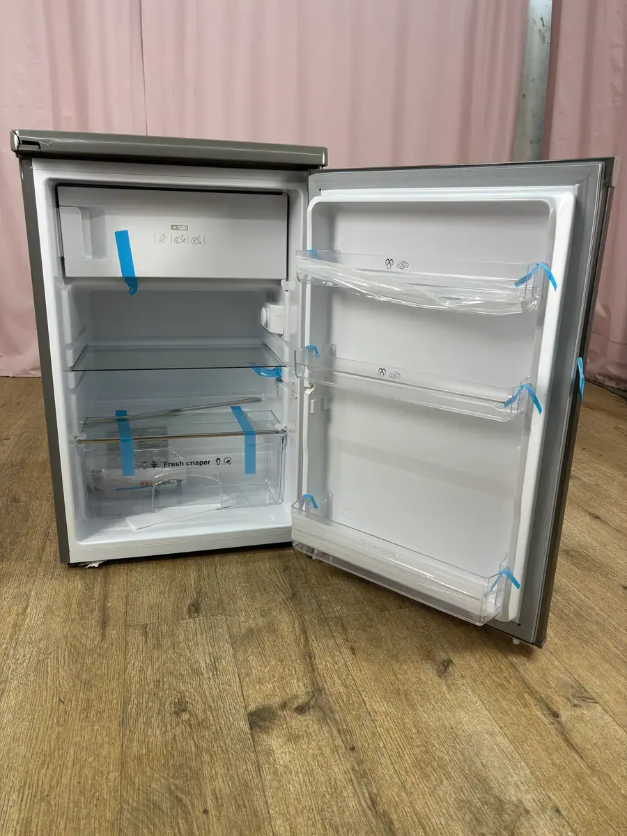 THOMSON | Réfrigérateur 1 porte 109 L THTTR9IX – Image 2