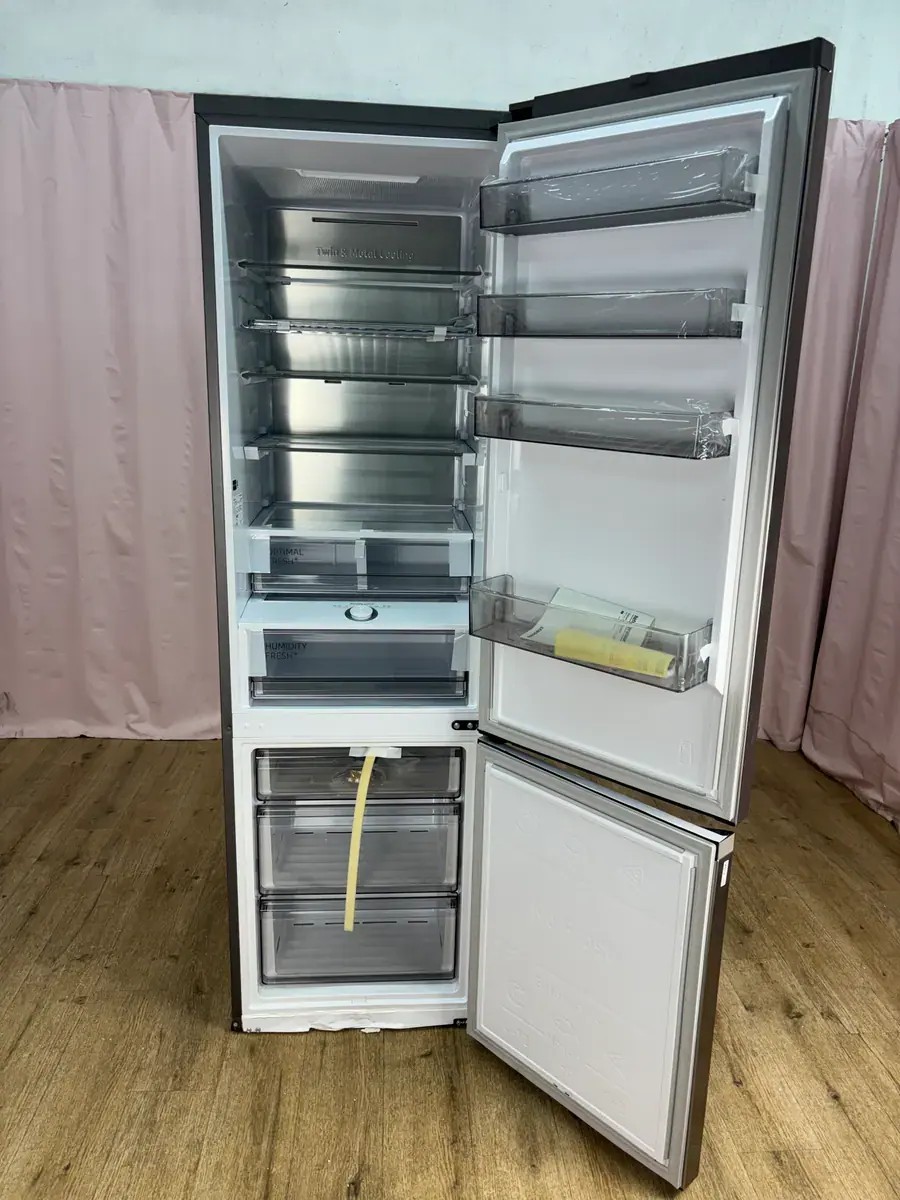 SAMSUNG | Réfrigérateur combiné 387 L RL38C776ASR – Image 2