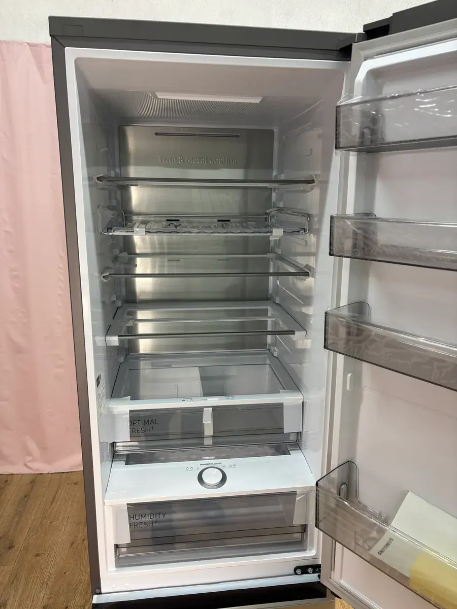 SAMSUNG | Réfrigérateur combiné 387 L RL38C776ASR – Image 7